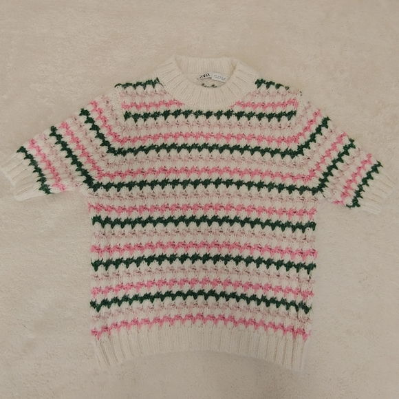 Zara short sleeve sweater - Picture 1 of 4
